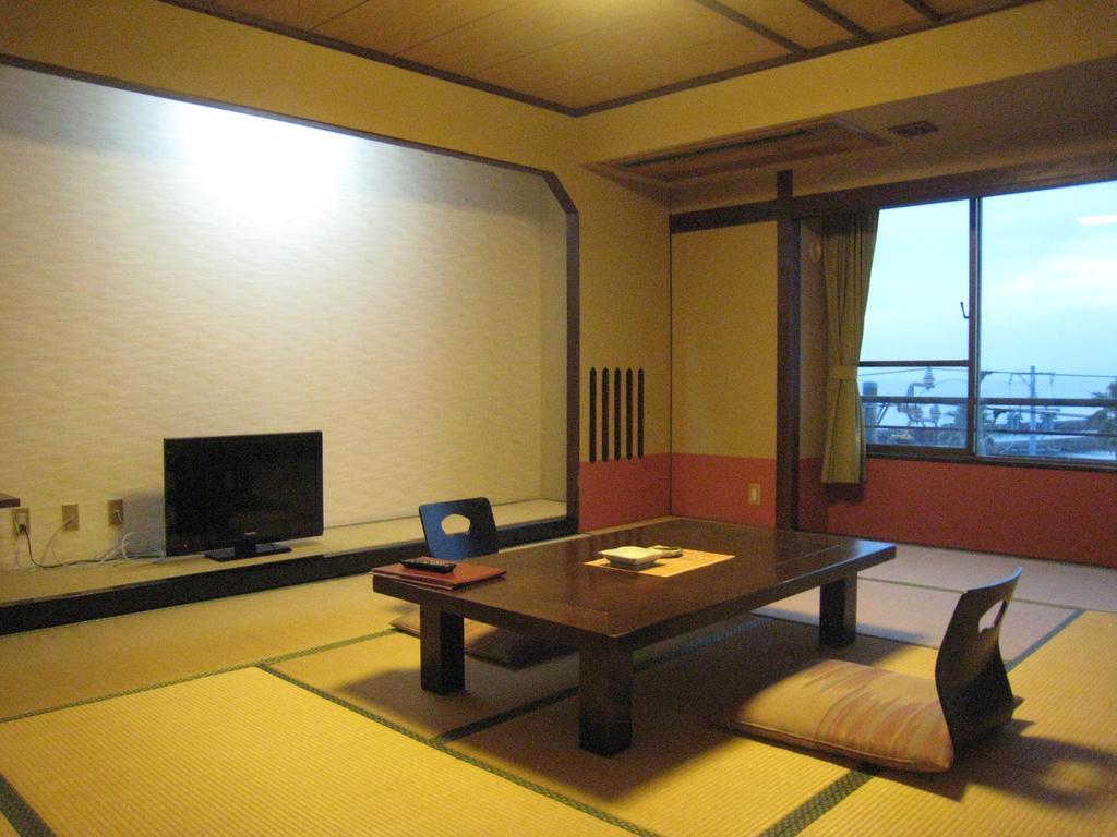 فندق Aichiفي  Utsumionsen Ichizu المظهر الخارجي الصورة