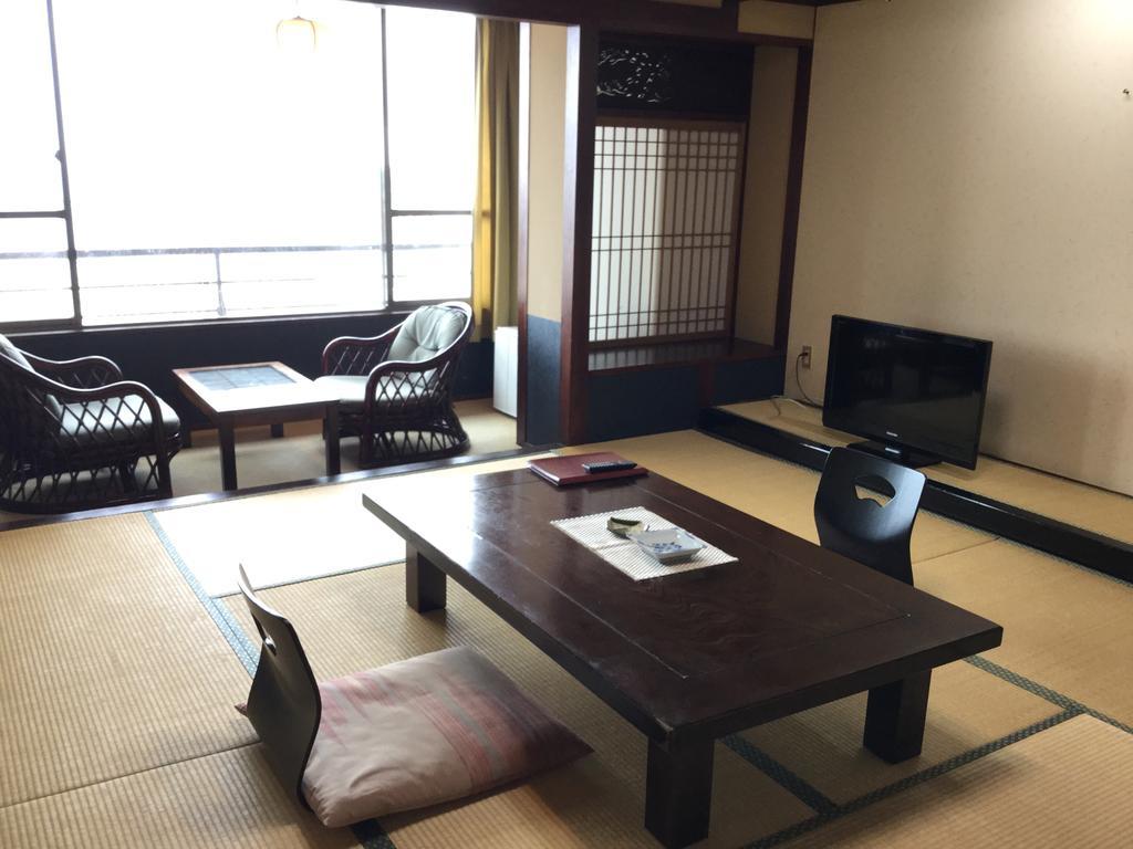 فندق Aichiفي  Utsumionsen Ichizu المظهر الخارجي الصورة